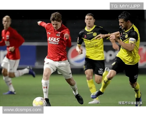 埃因霍温青年队迎战砍布尔队全力争胜展现青春风采 埃因霍温青年队迎战砍布尔队全力争胜展现青春风采