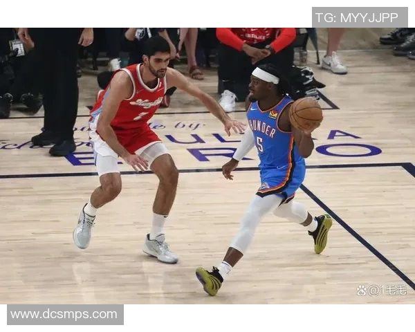 灰熊与雷霆季后赛经典对决回顾精彩瞬间与战术分析