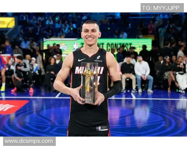 利拉德正式加盟热火队三首轮选秀权和希罗成交易筹码